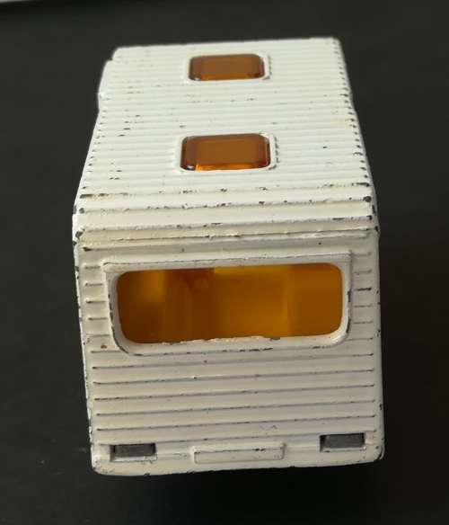 MATCHBOX SUPERFAST NO.31 CARAVAN 1977