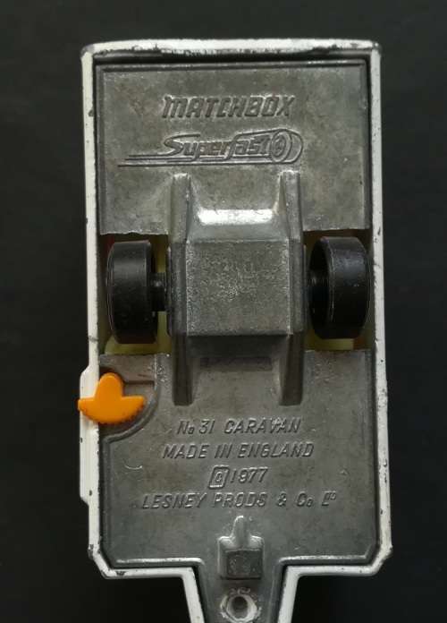 MATCHBOX SUPERFAST NO.31 CARAVAN 1977