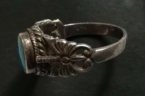 STERLING SILVER TURQUOISE RING - BUTTERFLIES **SIZE N** 4.2 GRAMS