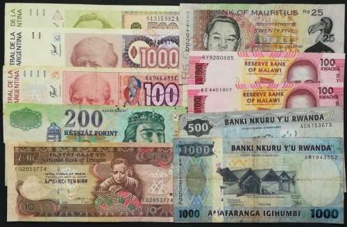 MIXED LOT WORLD BANK NOTES (10 NOTES)