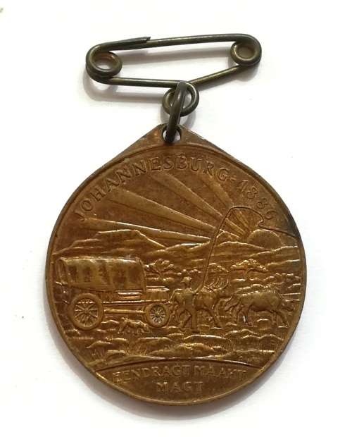 EMPIRE EXHIBITION 1886-1936 JOHANNESBURG MEDALLION 30MM