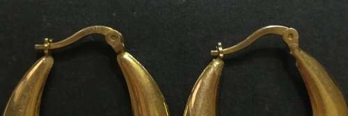 9K GOLD PAIR EARRINGS 22X25MM 1.9G