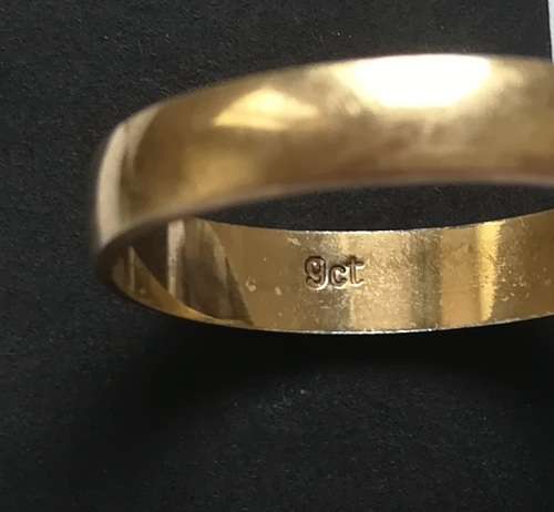 9K GOLD BAND/RING 1.8G SIZE *P*