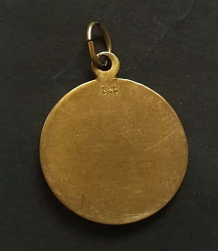 8K GOLD ST CHRISTOPHER PENDANT 18MM 1.9 GRAMS