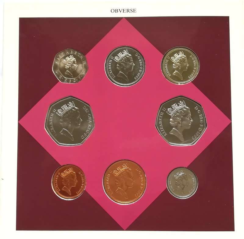 UNITED KINGDOM 1993 BRILLIANT UNC COIN SET