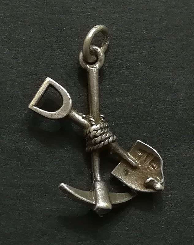 STERLING SILVER CHARM - MINING 14 X 20MM 1.5 GRAMS