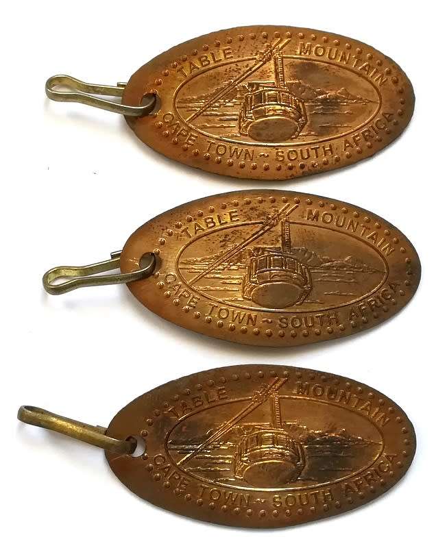 S A TABLE MOUNTAIN - CAPE TOWN KEY HOLDER X 3 *BID PER ITEM*