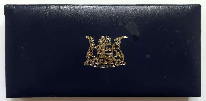 REPUBLIC 1986 S A M SHORT PROOF SET - SILVER RAND