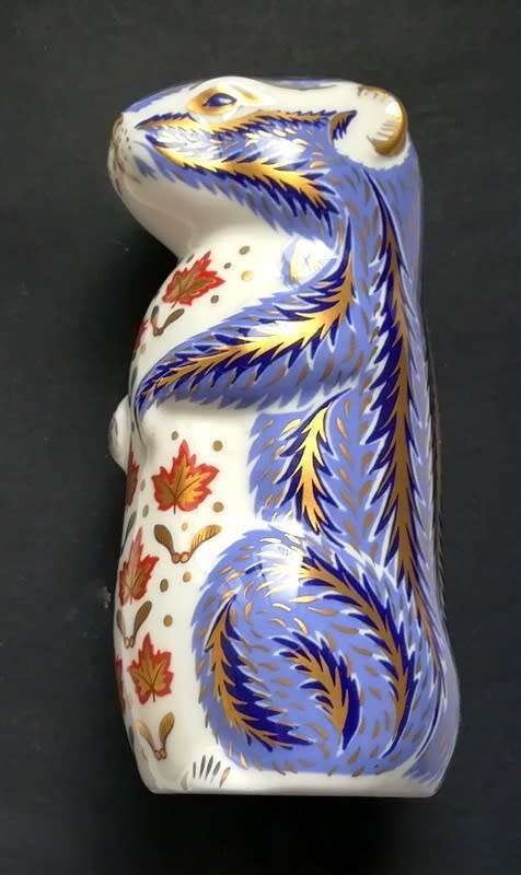 ROYAL CROWN DERBY CHIPMUNK PAPERWEIGHT/ORNAMENT 105X42MM