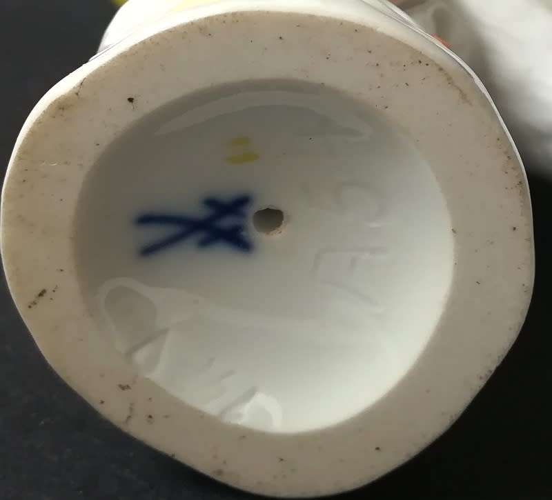 MEISSEN PORCELAIN CANARY BIRD FIGURING GERMANY 105X70MM