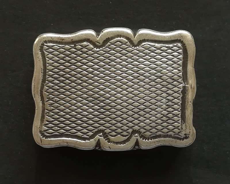 BIRMINGHAM 1847 STERLING SILVER VINAIGRETTE 26X18MM 10.2G *SOME DENTS*