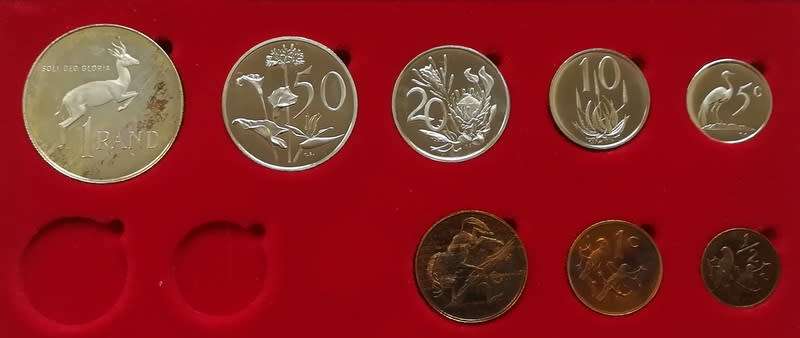 REPUBLIC 1983 PROOF SET S A M **NO GOLD**
