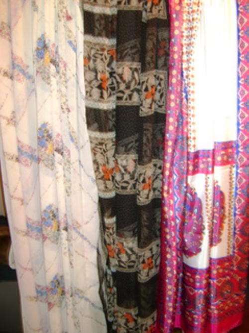 3 x PIECES VINTAGE SARI FABRIC APPROX. 5M X 1M EACH