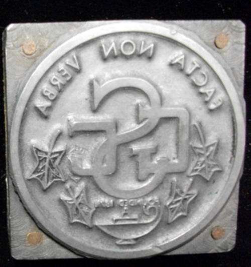 OLD WOOD AND METAL INK STAMP 'FACTA NON VERBA GSC' FOUNDED 1874