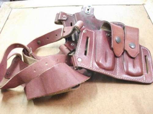 LEATHER  HOLSTER