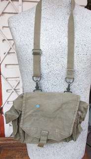 SOUTH AFRICAN ARMY BAG WITH SHOULDER STRAP