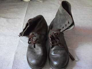 OLD SOUTH AFRICAN ARMY BOOTS SIZE ****13****