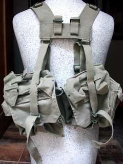 OLD SOUTH AFRICAN ARMY WEBBING WITH KIDNEY POUCHES