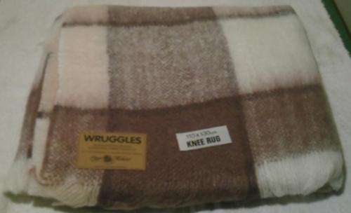 Mohair Knee Rug - Brown