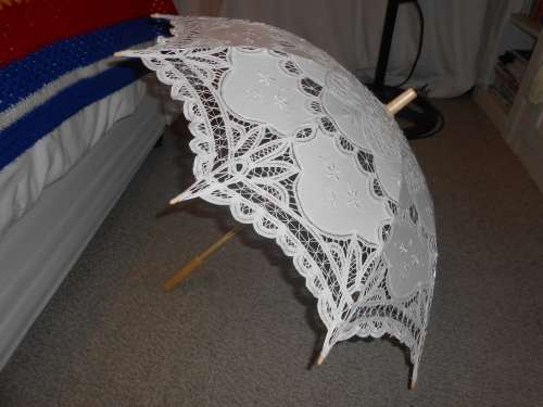 White Vintage Cotton Lace Parasol