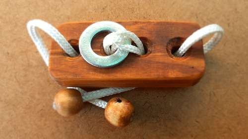 Perfect Gift (Set Brain Teaser)