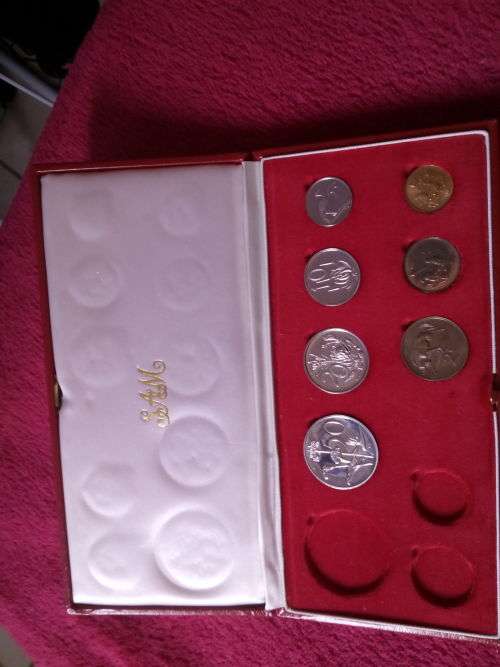 short proof set 1977 in sa mint box