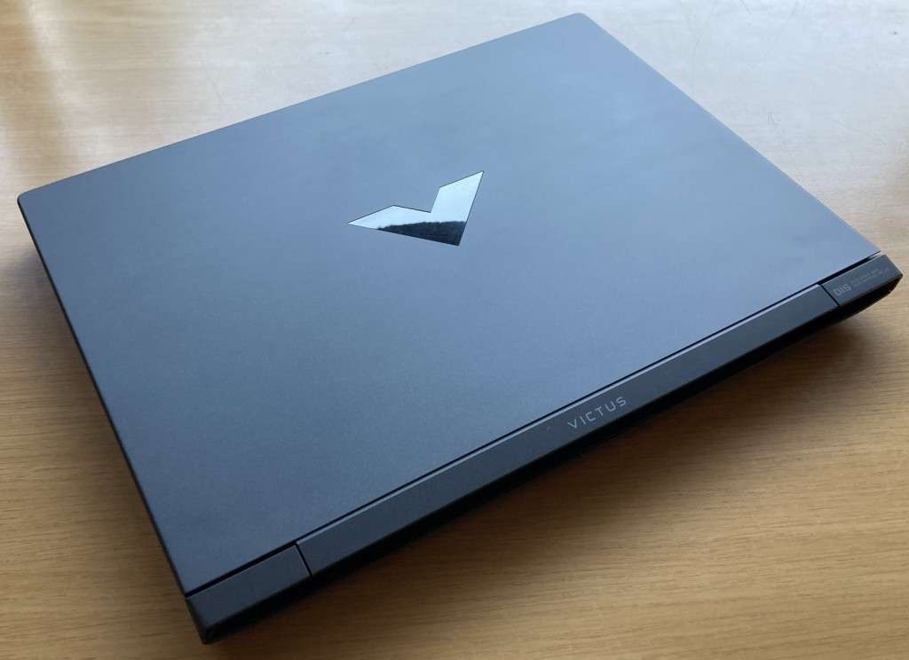 HP Victus Ryzen 5 RX 6500M 1TB Gaming Laptop