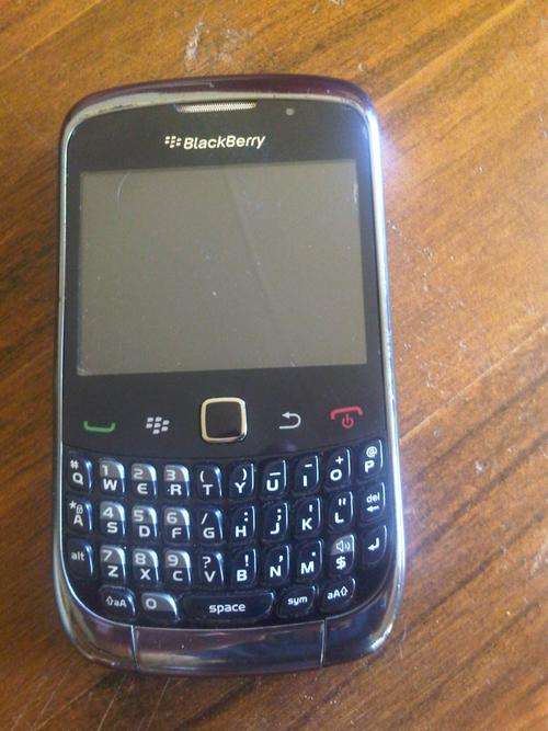 Blackberry 9300 3G Smartphone  (local)