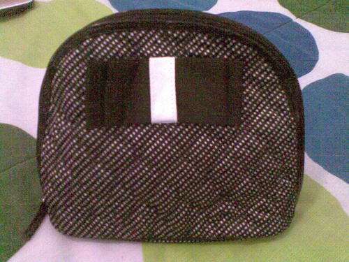 TRENDY POLKA DOT COSMETIC POUCH