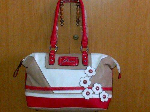 XMAS GIFT<<<<STUNNING GUESS HANDBAG-PINK/BEIGE>>>>