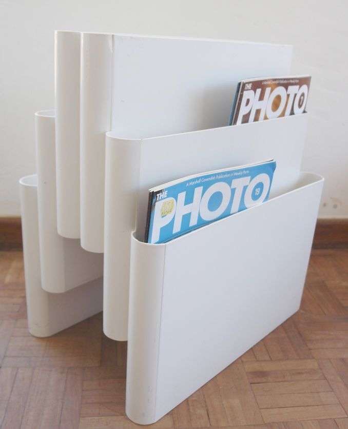 Retro 1970s, Kartell magazine / book rack by G. Stoppino
