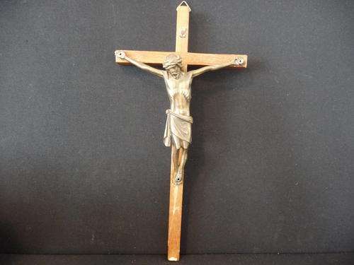 Religious Wall Hanging - Jesus on the Cross - 30 cm High - Please Note Left Hand Repaired