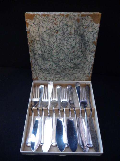 Set of Six EPNS Fish Forks and Knifes in Box