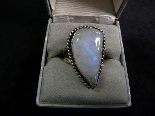 Sterling Silver Ring with Moonstone - Size 7.5