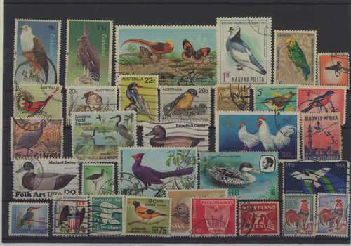 Lot of 32 bird themed stamps
