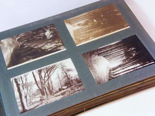Antique photo album with 50 pages, space for 200 photos, including about 150 old photos