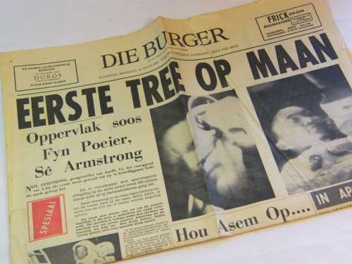 Die Burger Cover page - 21 Julie 1969 - Eerste tree op die maan