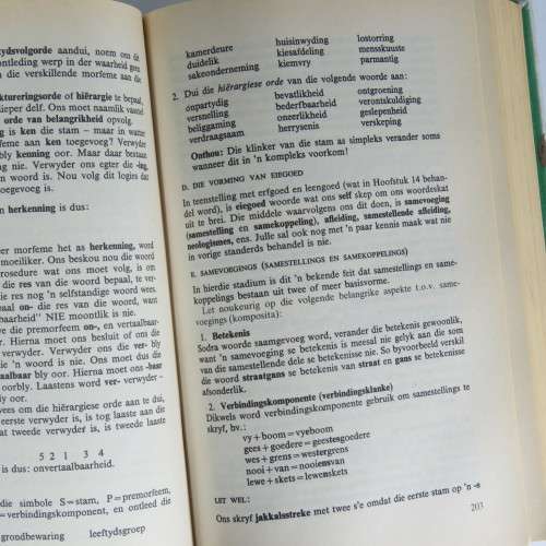 Afrikaans my Taal 9/10 handbook - 1986 Silabus