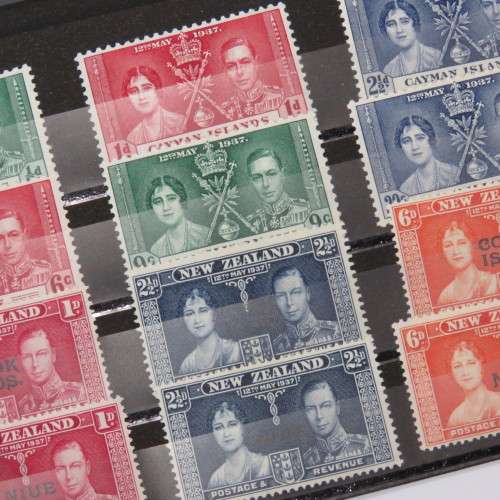 Lot of 12 George 6 Coronation stamps mint hinged
