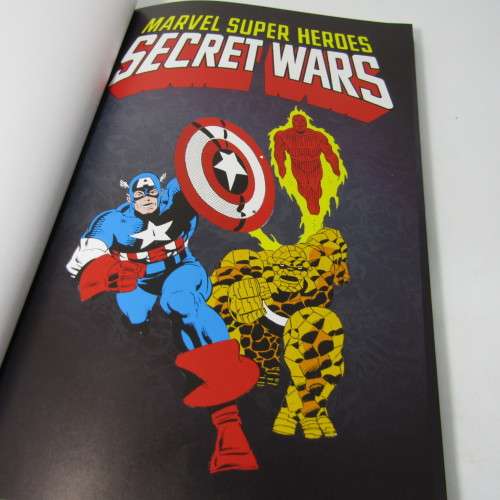 Marvel - Super-Heroes Secret wars Part 1 - graphic novel #46