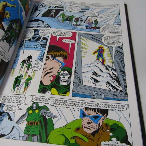 Marvel - Super-Heroes Secret wars Part 1 - graphic novel #46