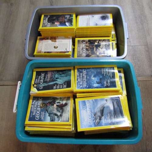 National Geographic - Batch of books from 1972 to 2001 - (COLECTION ONLY)