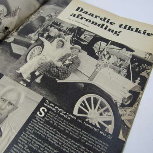 Patrys magazine - Desember 1982 - Rugby in SA slot - David Scoby poster - punch holes