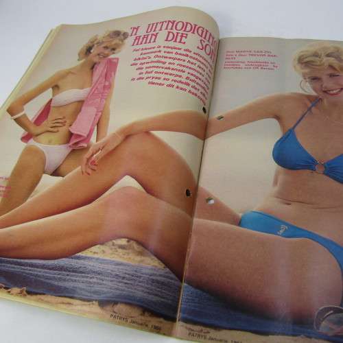 Patrys magazine - Januarie 1984 - Olivia Newton and John Travolta poster - punch holes