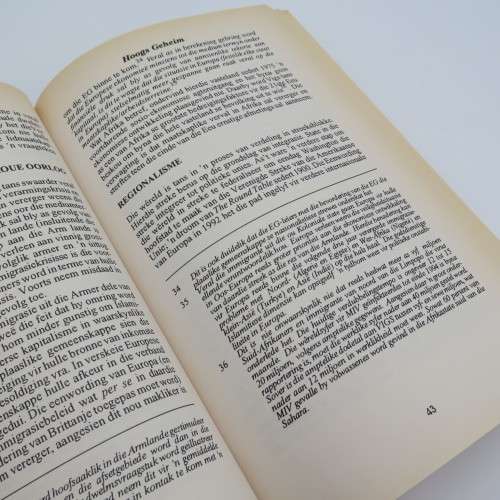 Volksverraad deur Adv P.J Pretorius - Die Geskiedeis agter die geskiedenis