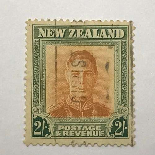 New Zealand Collection lot of unresearched stamps