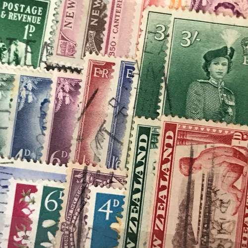 New Zealand Collection lot of unresearched stamps