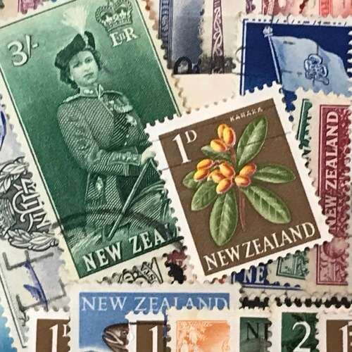 New Zealand Collection lot of unresearched stamps
