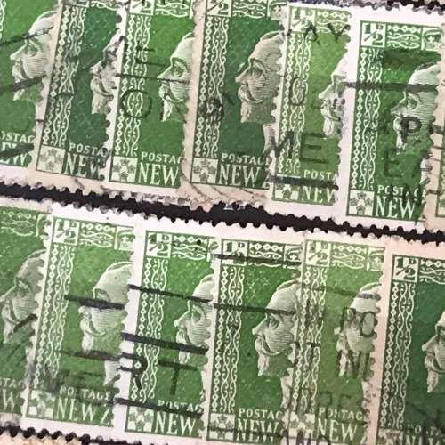 New Zealand collection lot of unresearched stamps