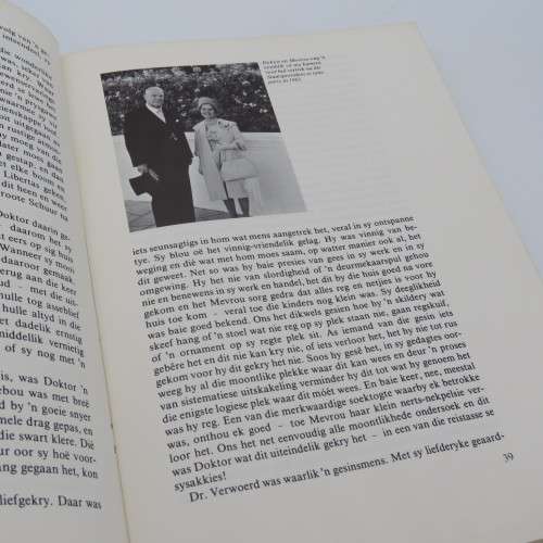 Sekretaresse vir die Verwoerders by Annatjie Boshoff - 1974 edition